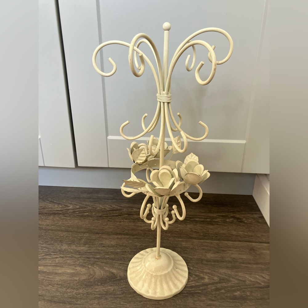 Jewelry tree stand
